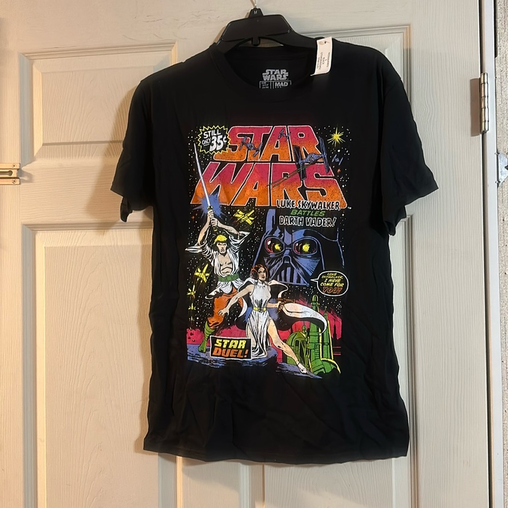 STAR WARS STAR DUEL GRAPHIC TEE: BLACK: NEW WITH TAGS: SIZE SMALL